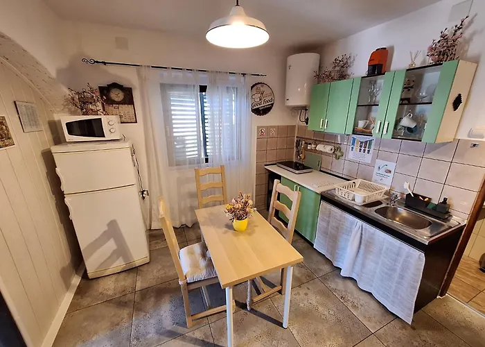 Studio Apartments Fancy 2
